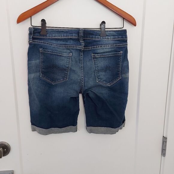 ARIZONA Jean Shorts Size 5 - Picture 2 of 3